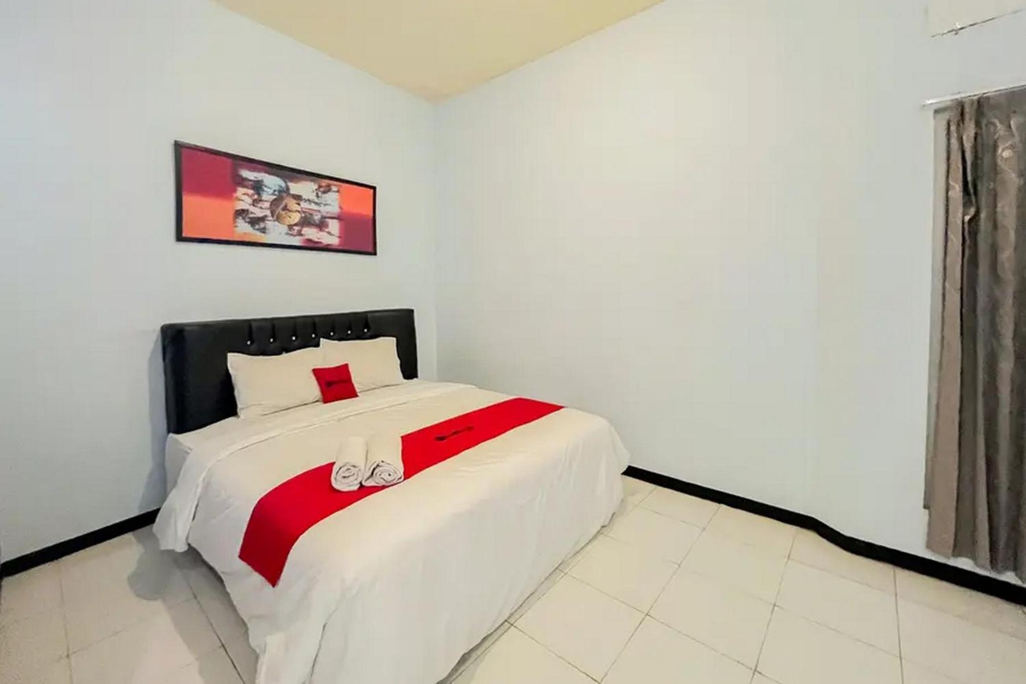 Reddoorz Syariah Near Rsud Tuban Hotel Tuban  Kültér fotó