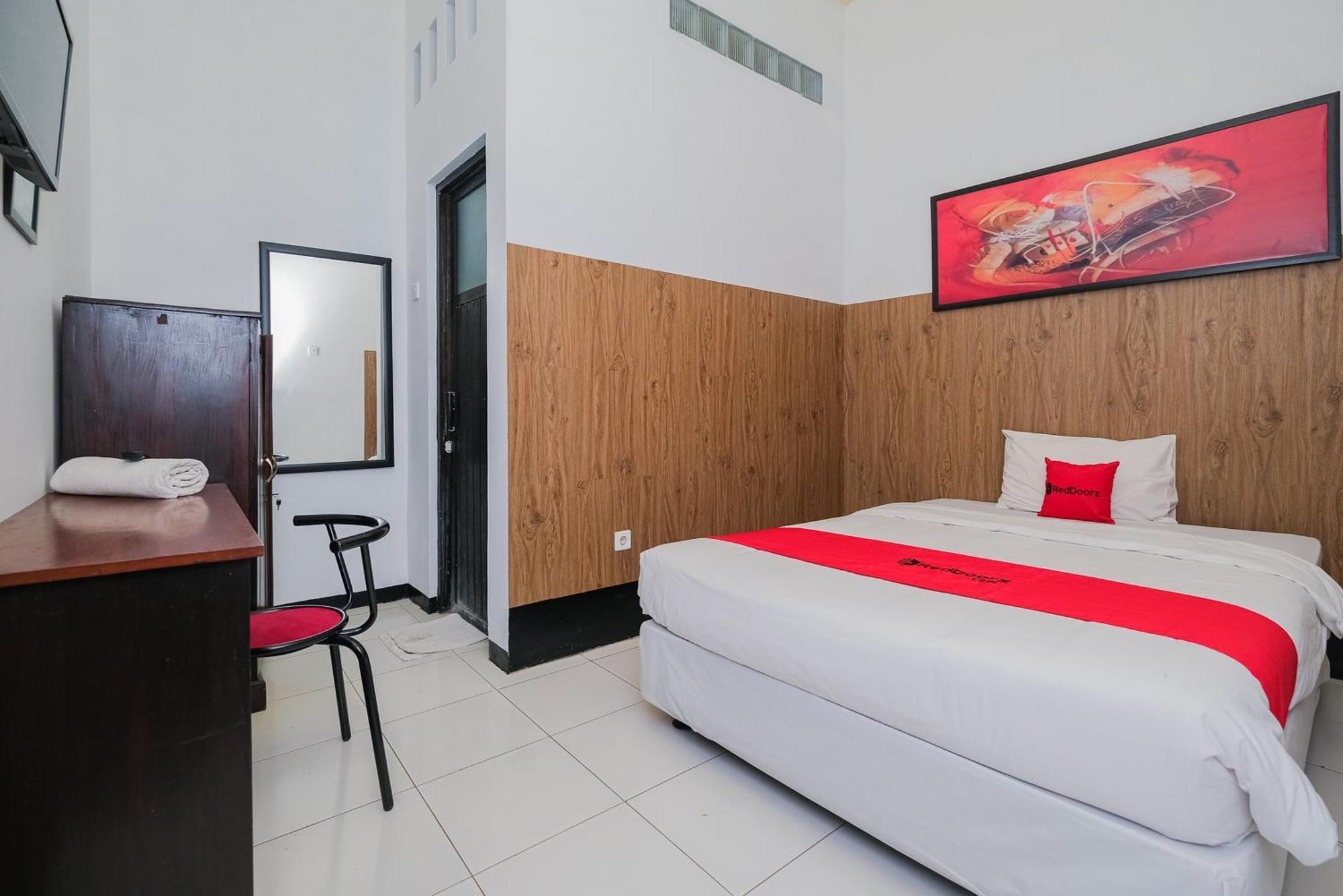 Reddoorz Syariah Near Rsud Tuban Hotel Tuban  Kültér fotó